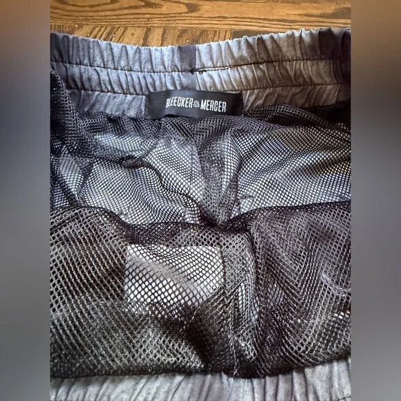 Bleeker and Mercer Men's Cargo Pants in Gray spring 2023 - Picture 2 of 3